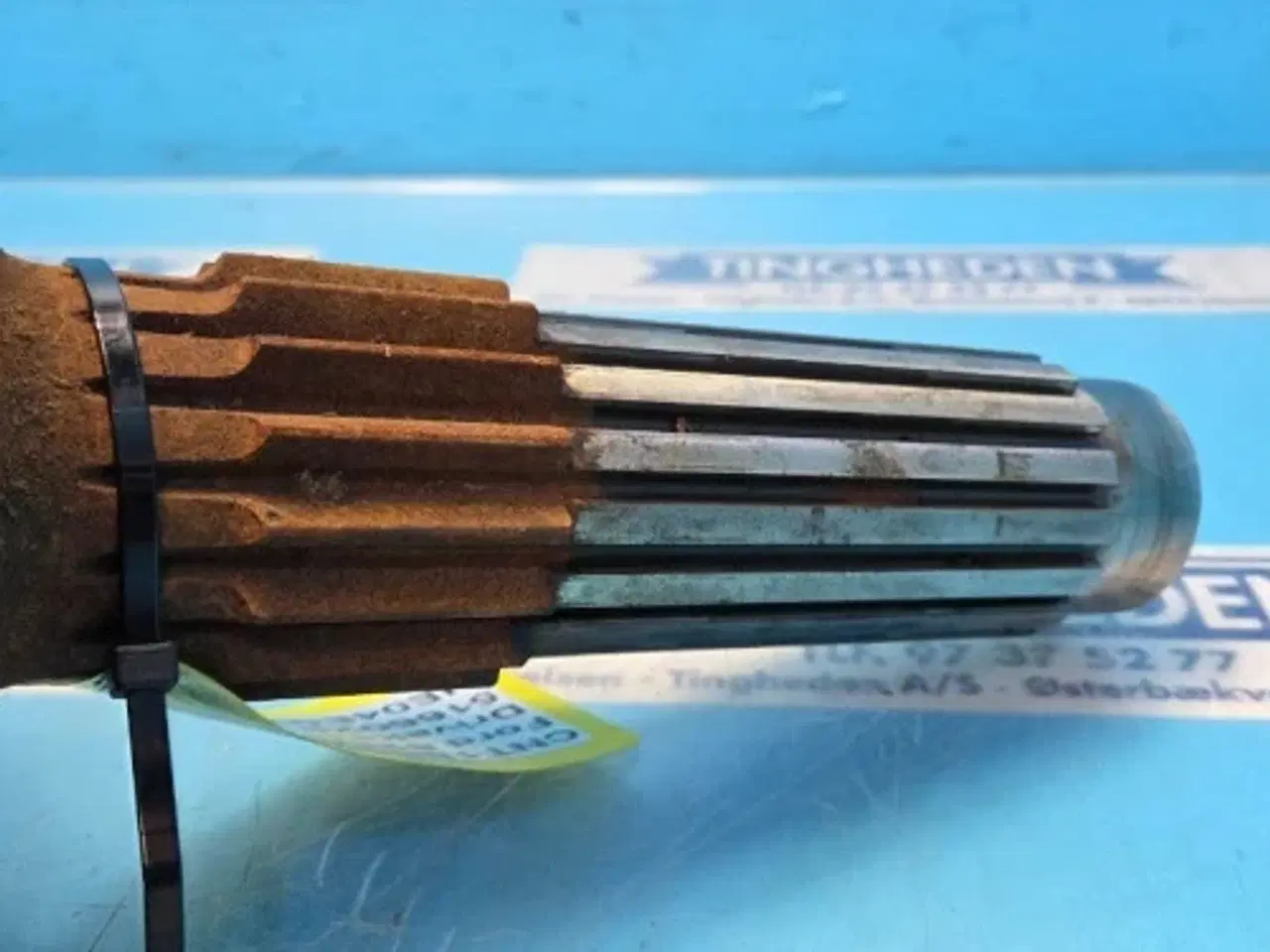 Billede 2 - Ford 8260 Drivaksel 5166028