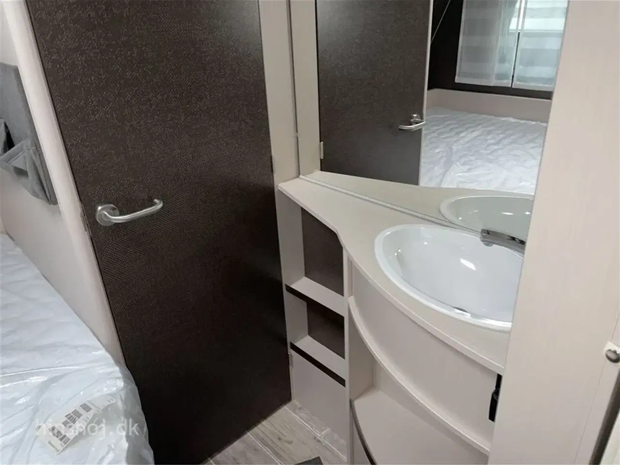 Billede 6 - 2023 - Dethleffs C´GO 565 FMK   Dejlig køjevogn med 2 køjer og dobbeltseng fra Hinshøj Caravan A/S