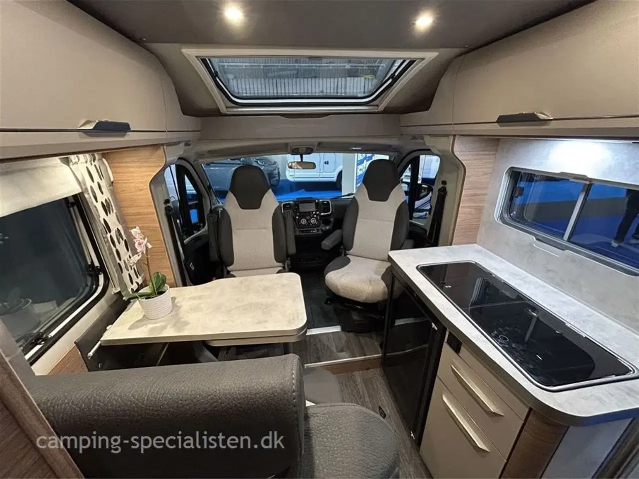 Billede 3 - 2026 - Knaus Van Ti 550 MF "Vansation"   Knaus Van Ti 550 MF Vansation 2026 - Kommer senere hos Camping-Specialisten.dk