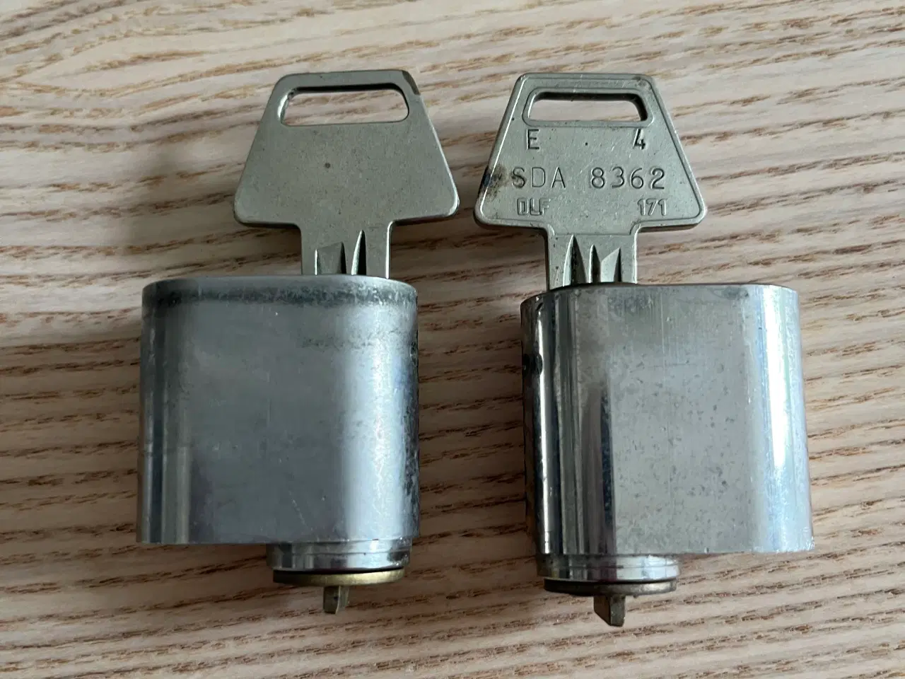 Billede 2 - Låsecylingder med nøgler