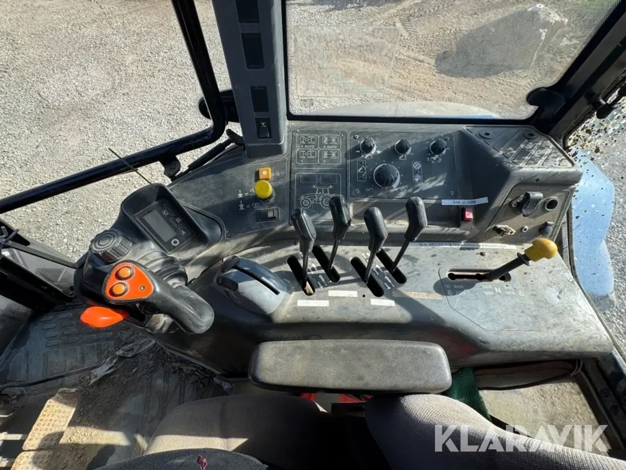 Billede 12 - Traktor New Holland TM150 4WD