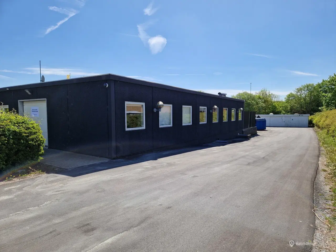 Billede 2 - Kontor- og lagerejendom med synlig og central beliggenhed