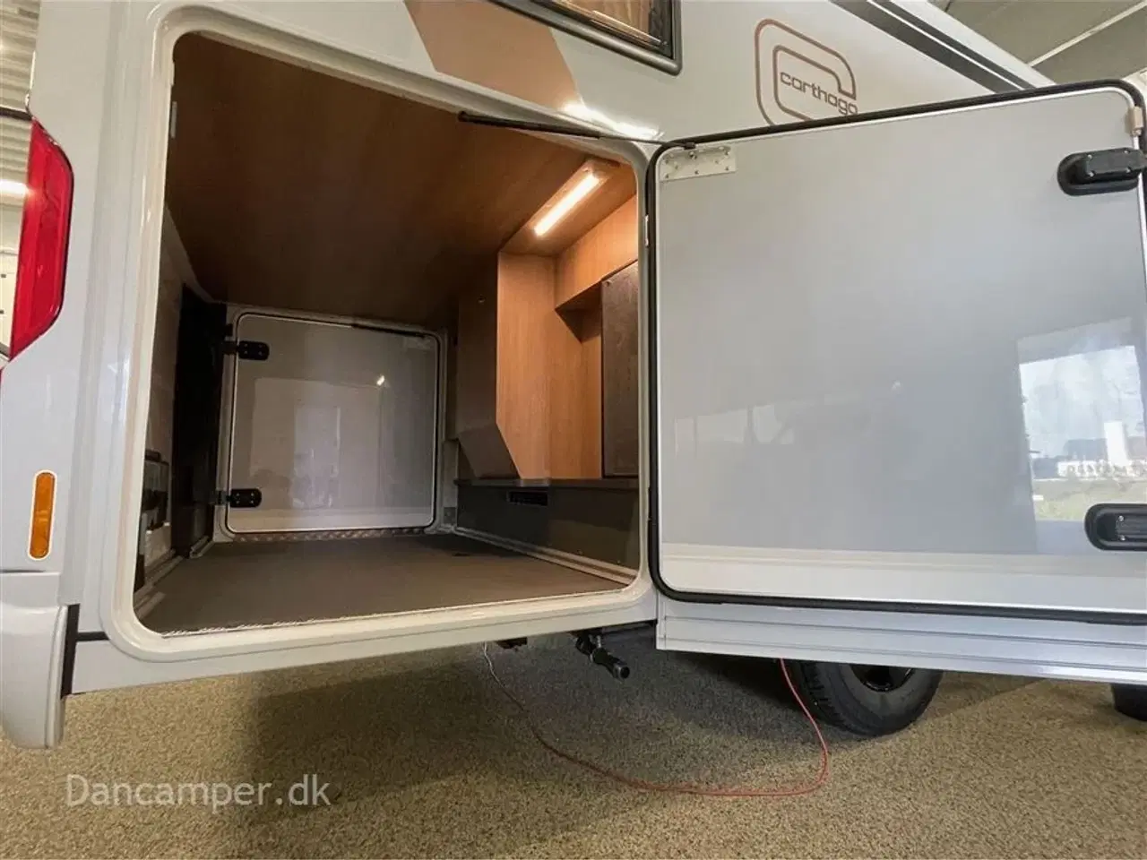 Billede 41 - 2026 - Carthago c-tourer I 145 LE   Design og komfort når det er bedst! MERCEDES 170 Hk, 9-trin aut.gear, adaptiv fartpilot,  4,2/4,5 tons totalvægt