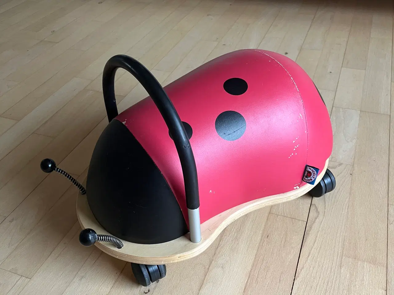 Billede 1 - Stor Wheely Bug mariehøne