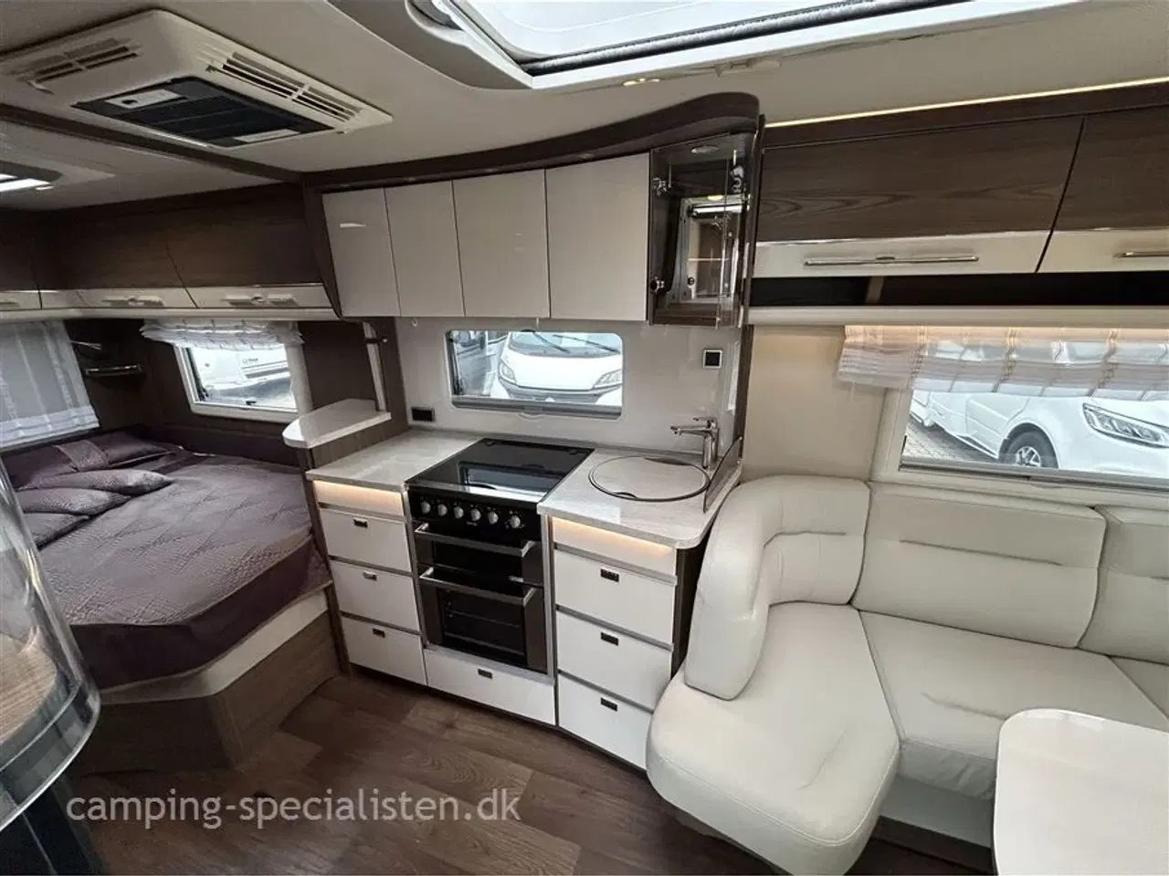 Billede 7 - 2019 - Hymer Nova S 545   Hymer Nova S 545 med Alde model 2019 kan nu ses hos Camping-Specialisten