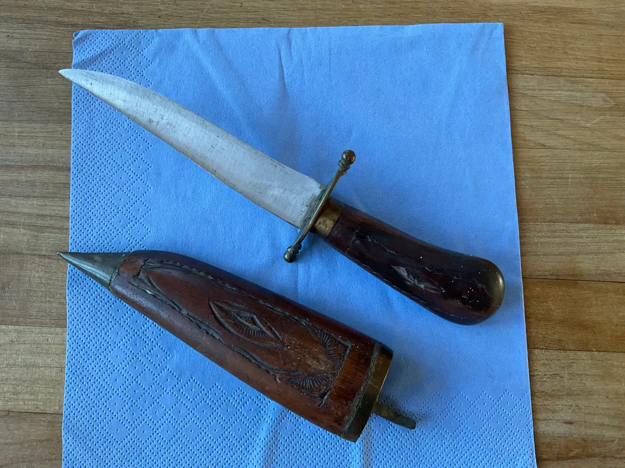 Billede 2 - Smuk håndlavet kniv med etui