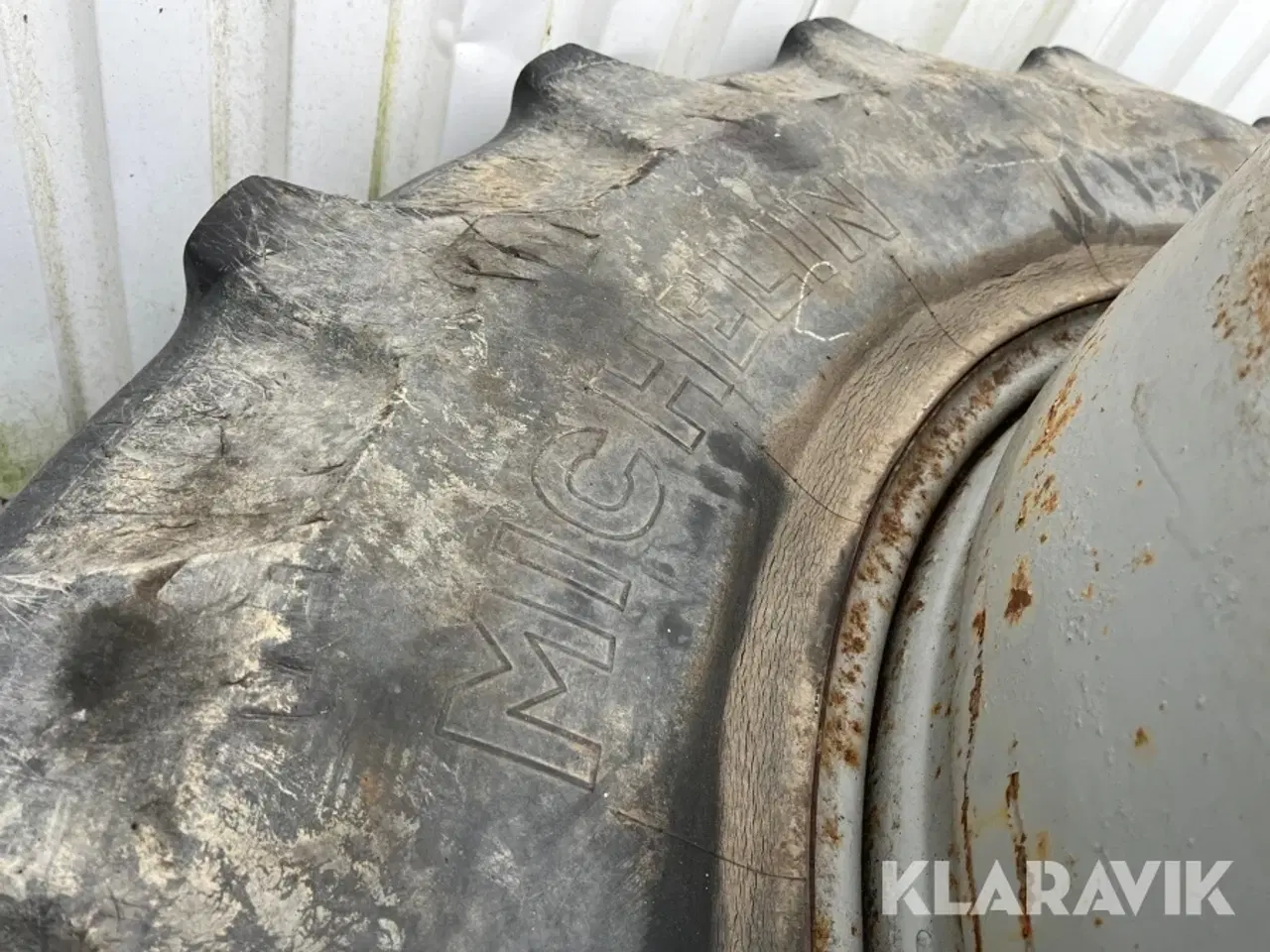 Billede 11 - Tvillingehjul Michelin 20.8R38 - 2 styk - med klemmer