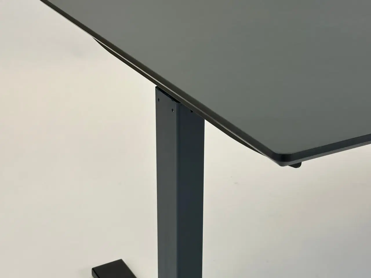 Billede 4 - Hæve-/Sænkebord 160x80 - Linak