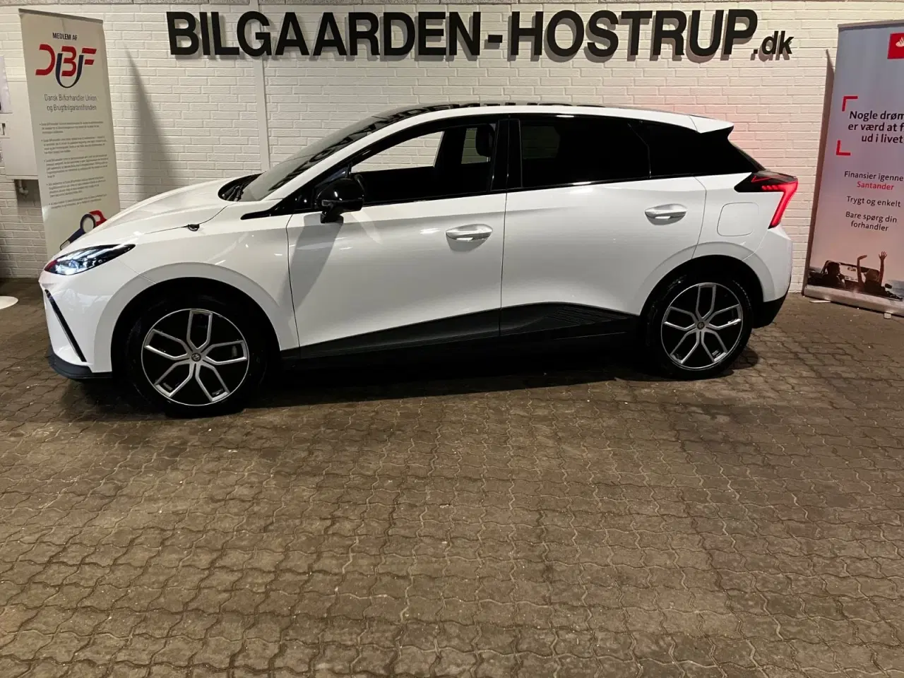 Billede 3 - MG 4 77 Luxury Extended Range