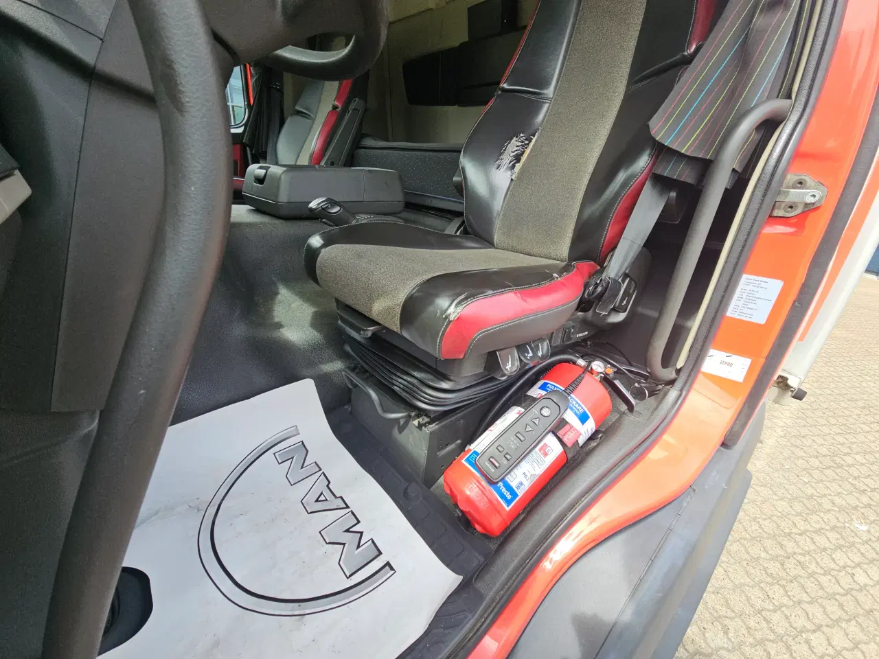Billede 13 - Volvo FM340, Lukket kasse