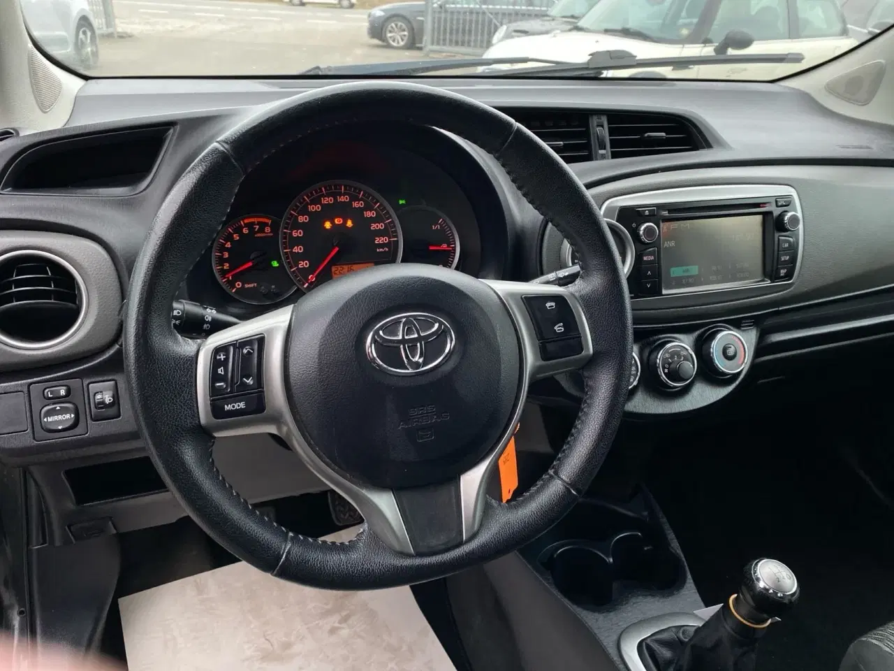 Billede 7 - Toyota Yaris 1,0 VVT-I T2 Style 69HK 5d