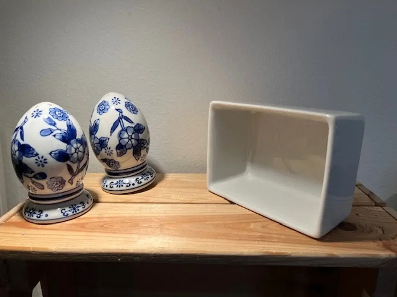 Billede 2 - Solid, rektangulær skål i hvidt porcelæn