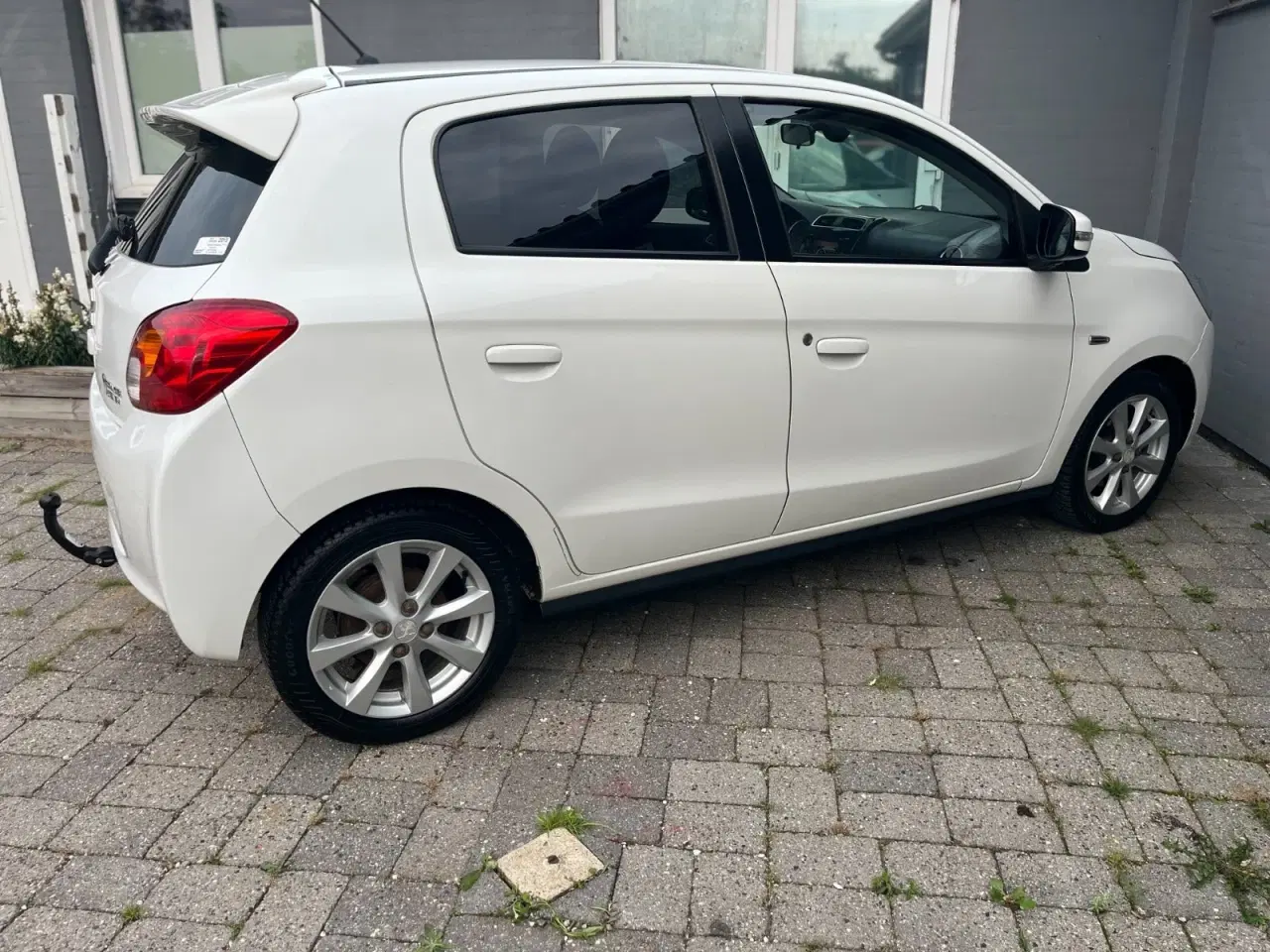 Billede 6 - Mitsubishi Space Star 1,2 Black & White