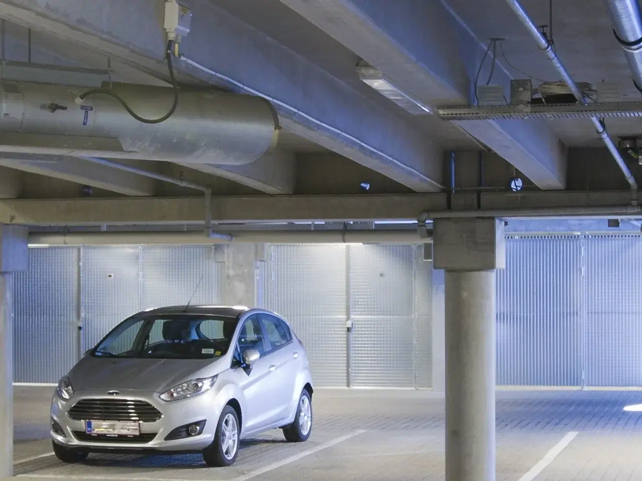 Billede 3 - Kun 6 min. fra Rådhuspladsen! Lager med direkte tilkørsel