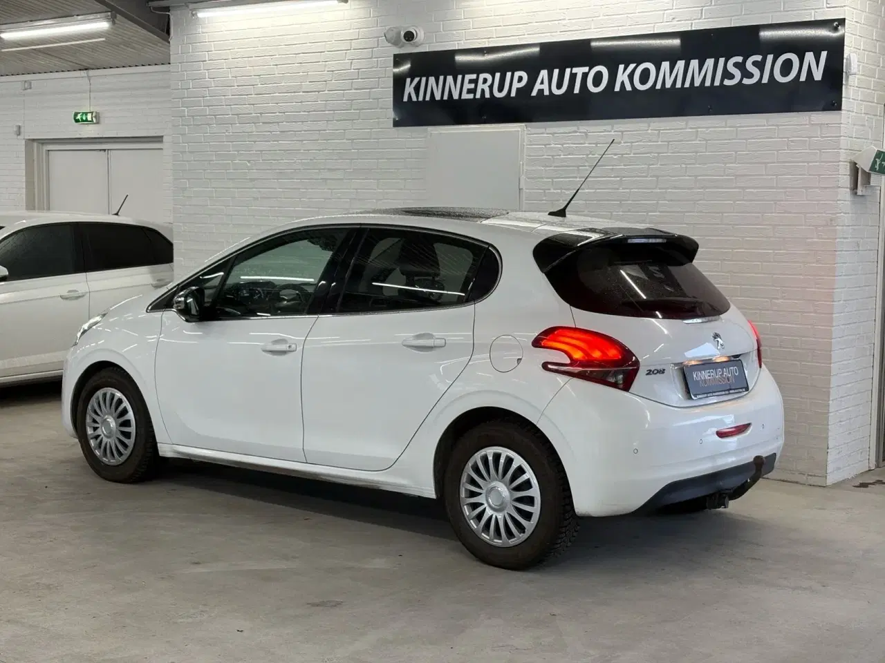 Billede 3 - Peugeot 208 1,6 BlueHDi Desire Sky 100HK 5d