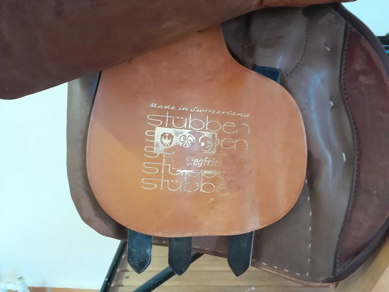 Billede 3 - Brugt velholdt sadel.