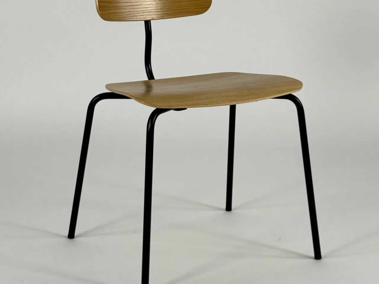 Billede 1 - Montana Kevi 2060 Stol – Natur/Sort Stel