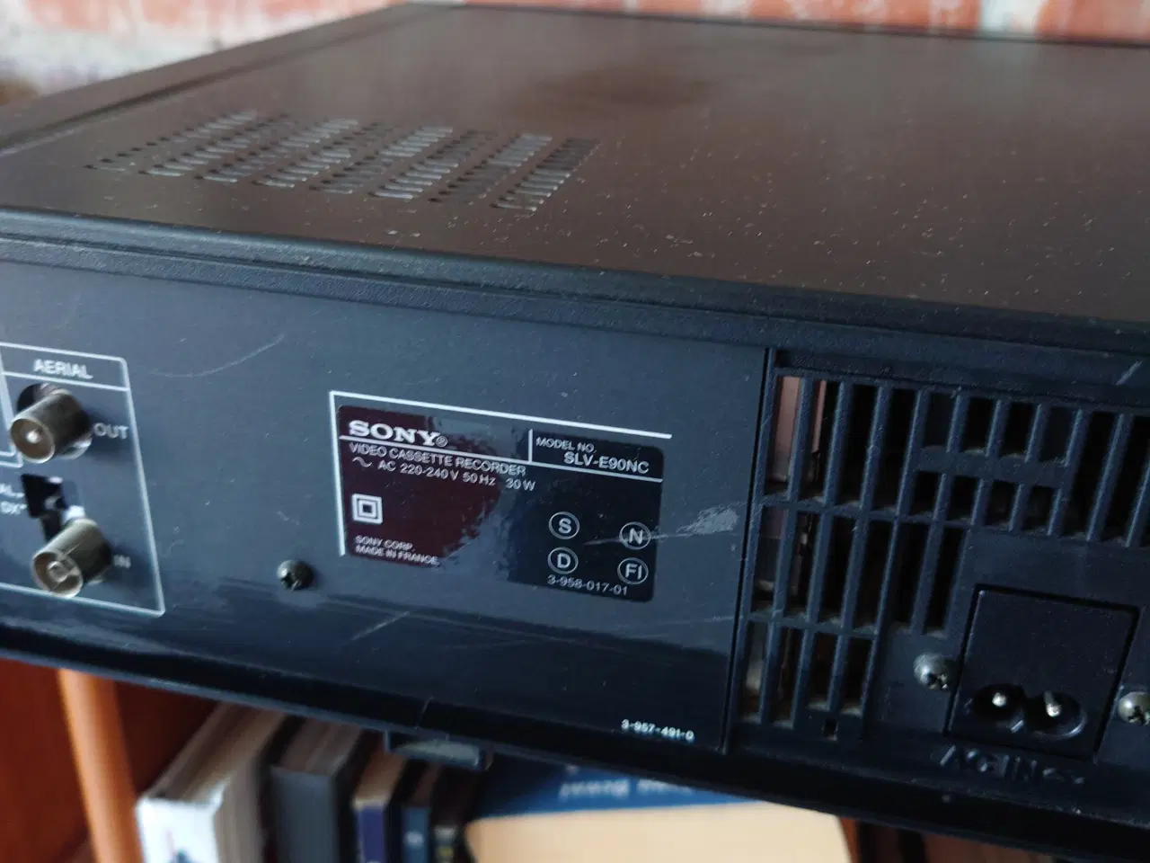 Billede 8 - Brugt Sony VHS videoafspiller SLV-E90NC med fjernb