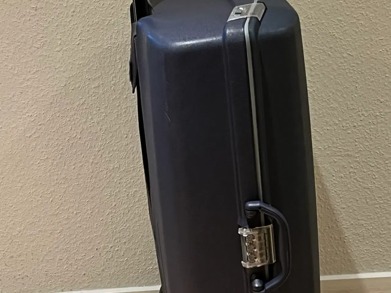 Billede 3 - Rejse kuffert