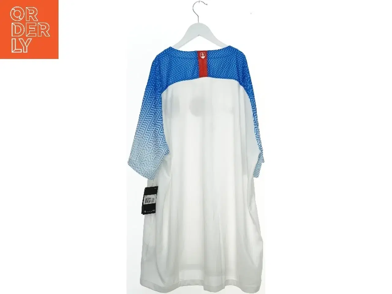 Billede 2 - Slovakisk fodboldtrøje fra Sfz (str. XXL)