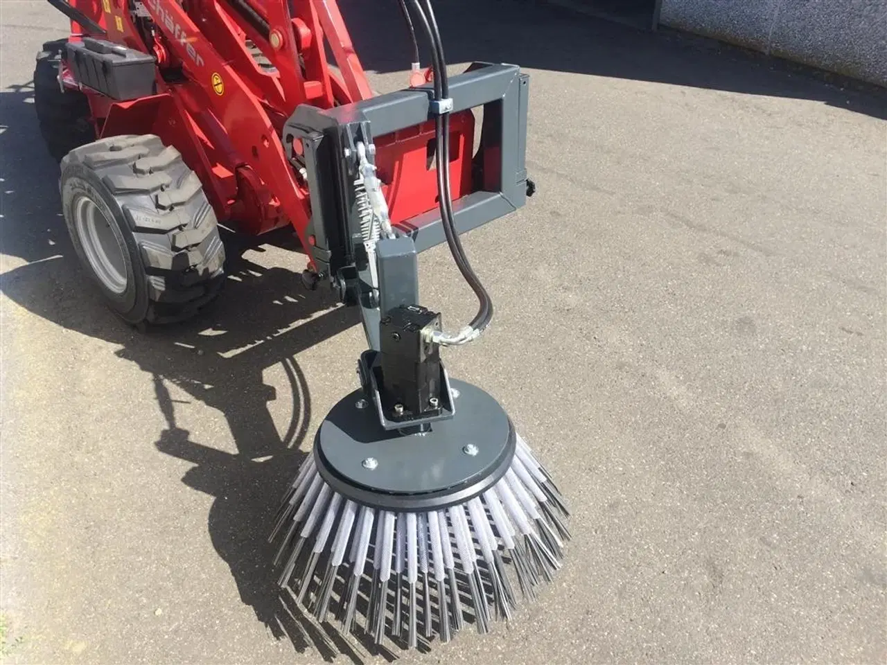 Billede 2 - - - - Ukrudtbørste