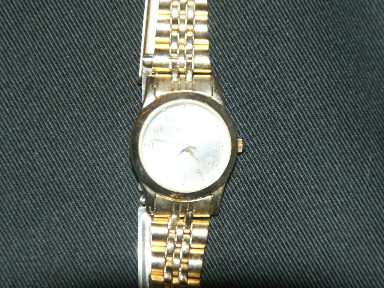 Billede 2 - Rigtig fin Ecco dame armbåndsur sælges