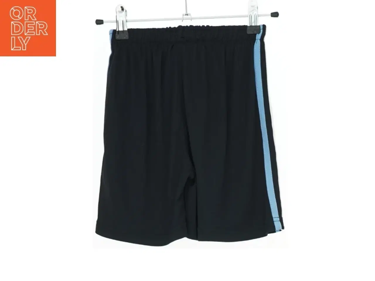 Billede 2 - Fodboldshorts med logo fra Adidas (str. 152)