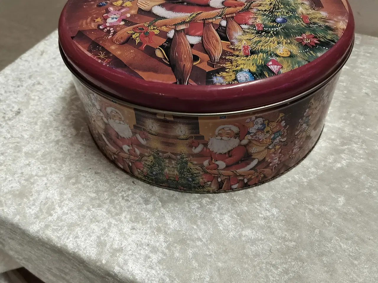 Billede 2 - Gammel Jule kagedåse med julemand