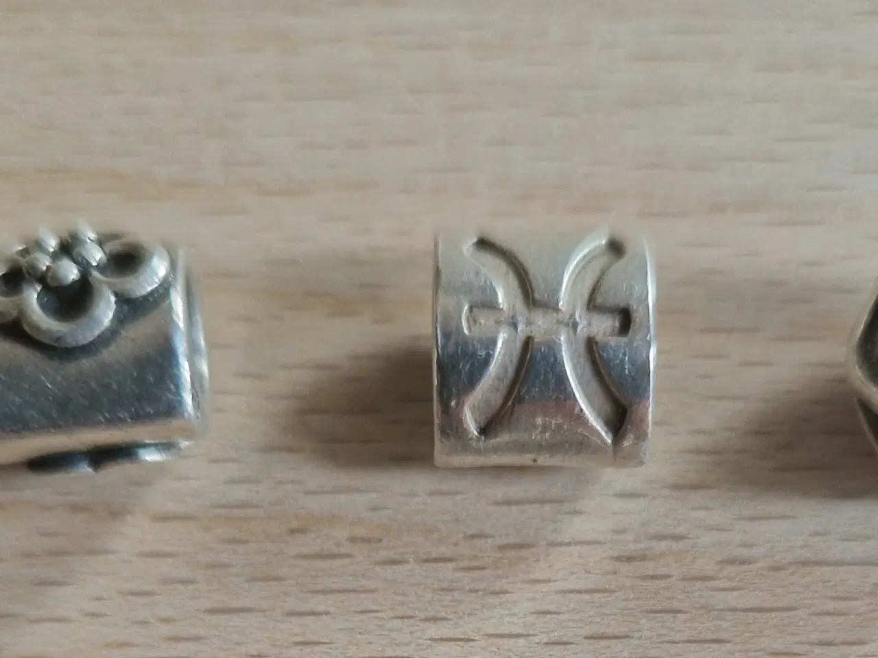 Billede 3 - Pandora sølv charms 