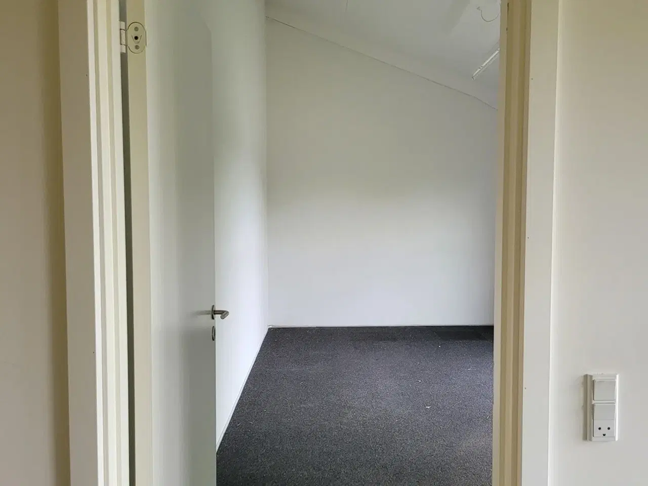 Billede 18 - Lager/Kontor el butik til leje i Sydjylland. Vognmagervej.