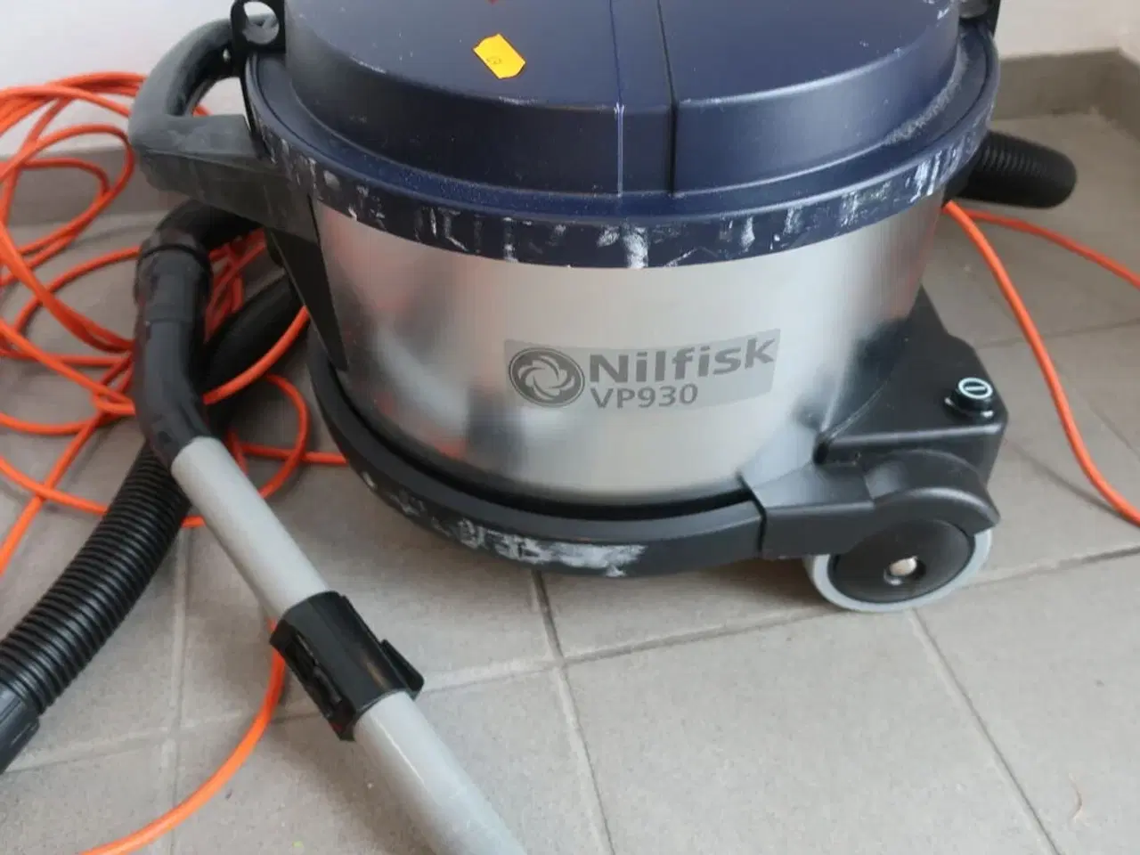 Billede 2 - Støvsuger NILFISK VP930