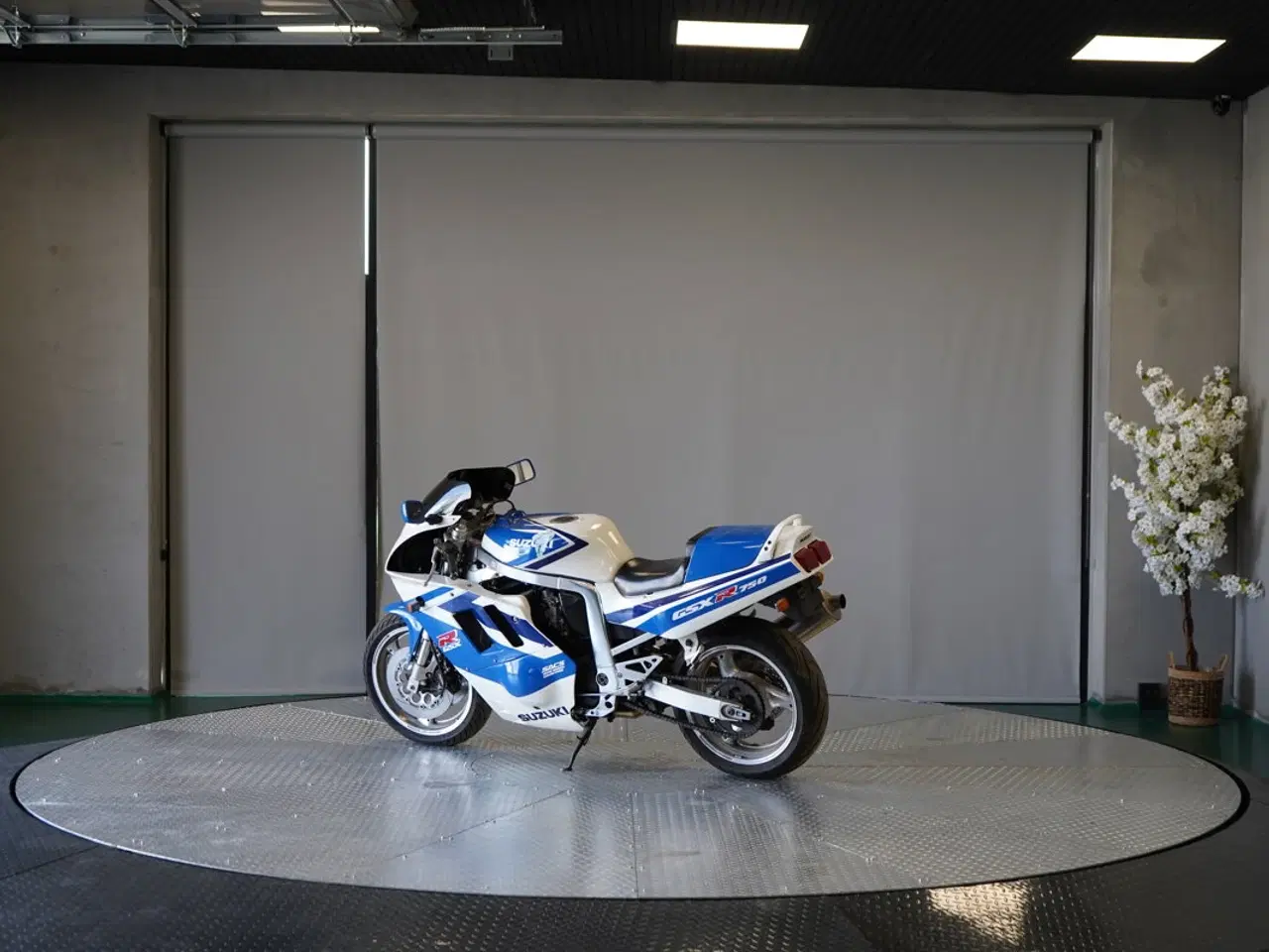 Billede 2 - SUZUKI GSX-R750