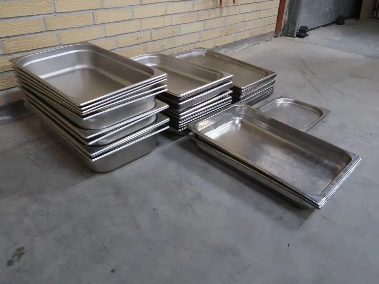 Billede 5 - 71 stk. ass. Rustfrit stål kantiner