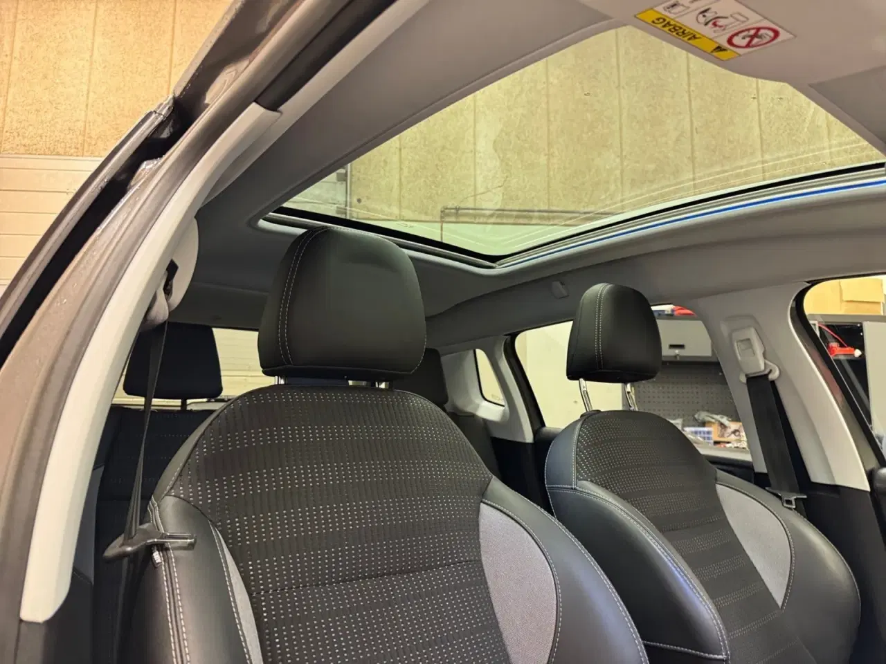 Billede 16 - Peugeot 2008 1,6 BlueHDi 100 Allure Sky