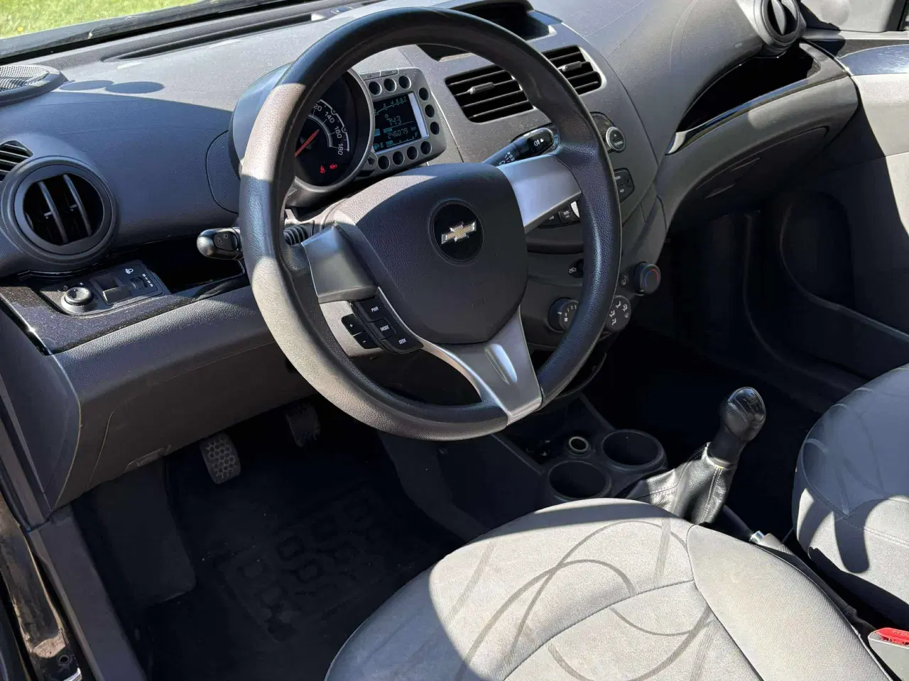 Billede 5 - Nysynet og nyserviceret Chevrolet Spark 1.0 ESP 5D