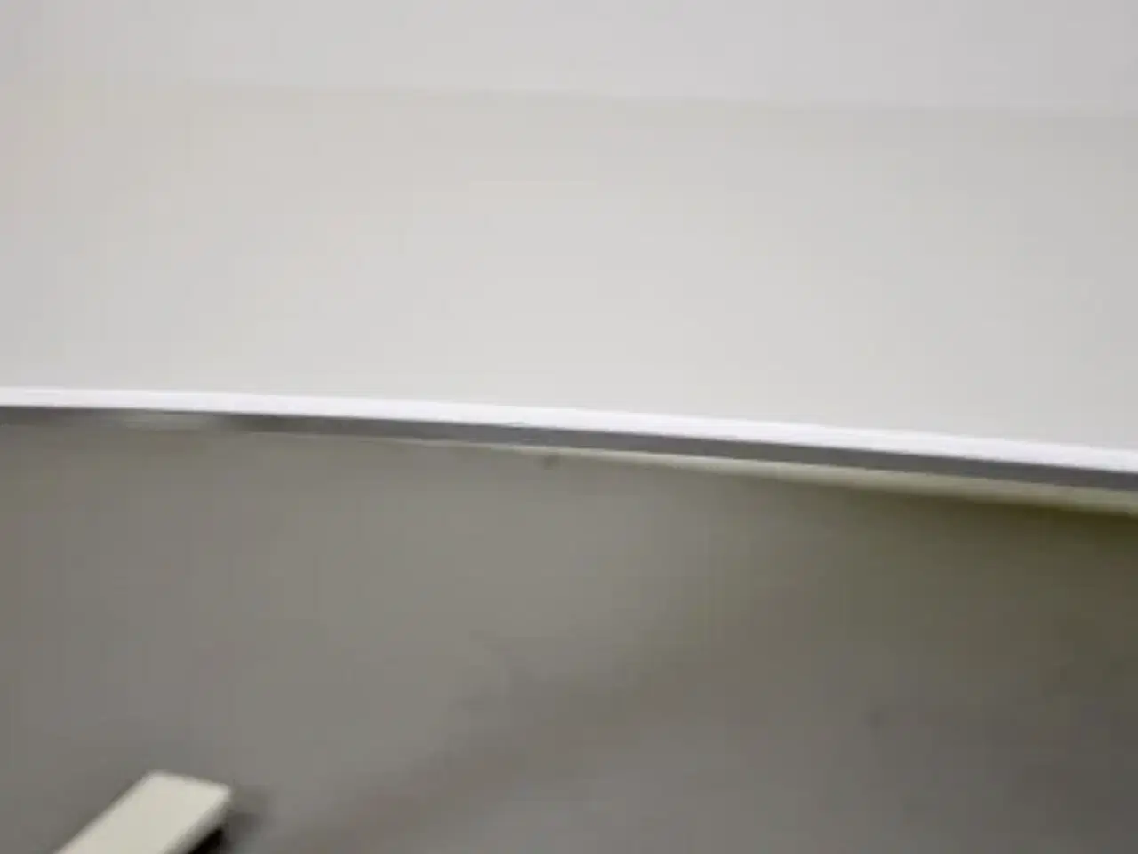 Billede 8 - Scan office hæve-/sænkebord med hvid plade og hvidt stel, 180 cm.