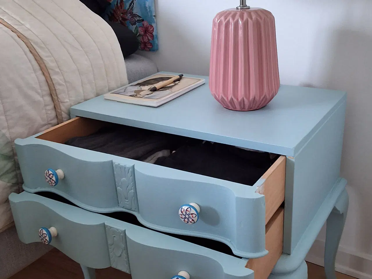 Billede 3 - TO sengeborde