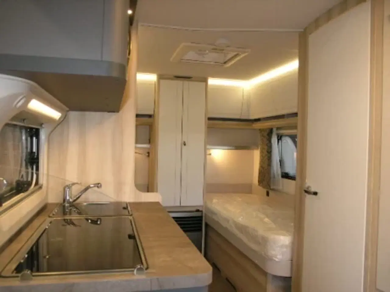 Billede 9 - Hobby De Luxe 460 LU