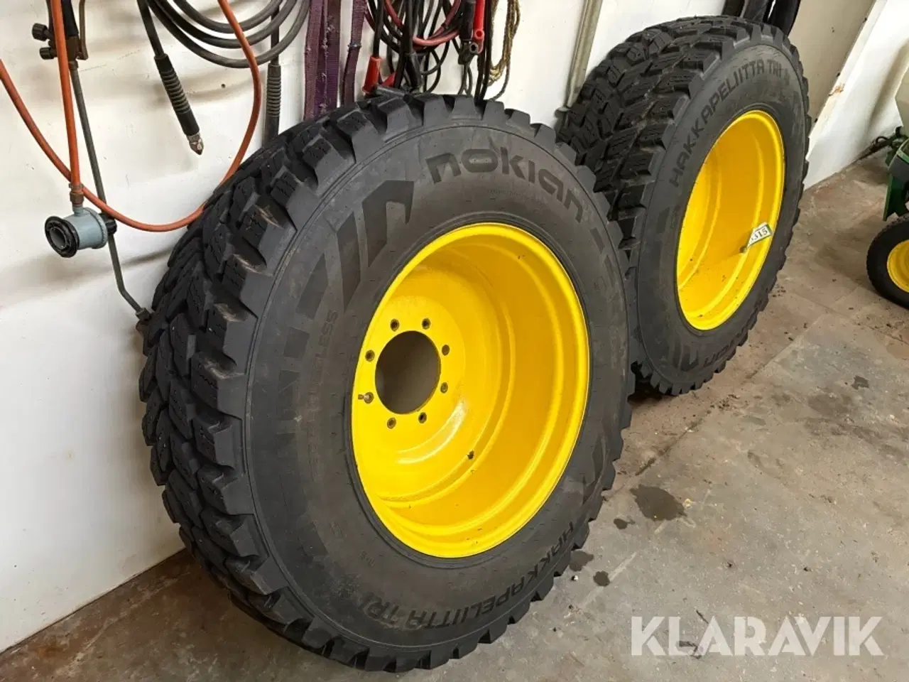 Billede 3 - Forhjul + fælge Nokian Hakkapeliitta TRI 2 styk