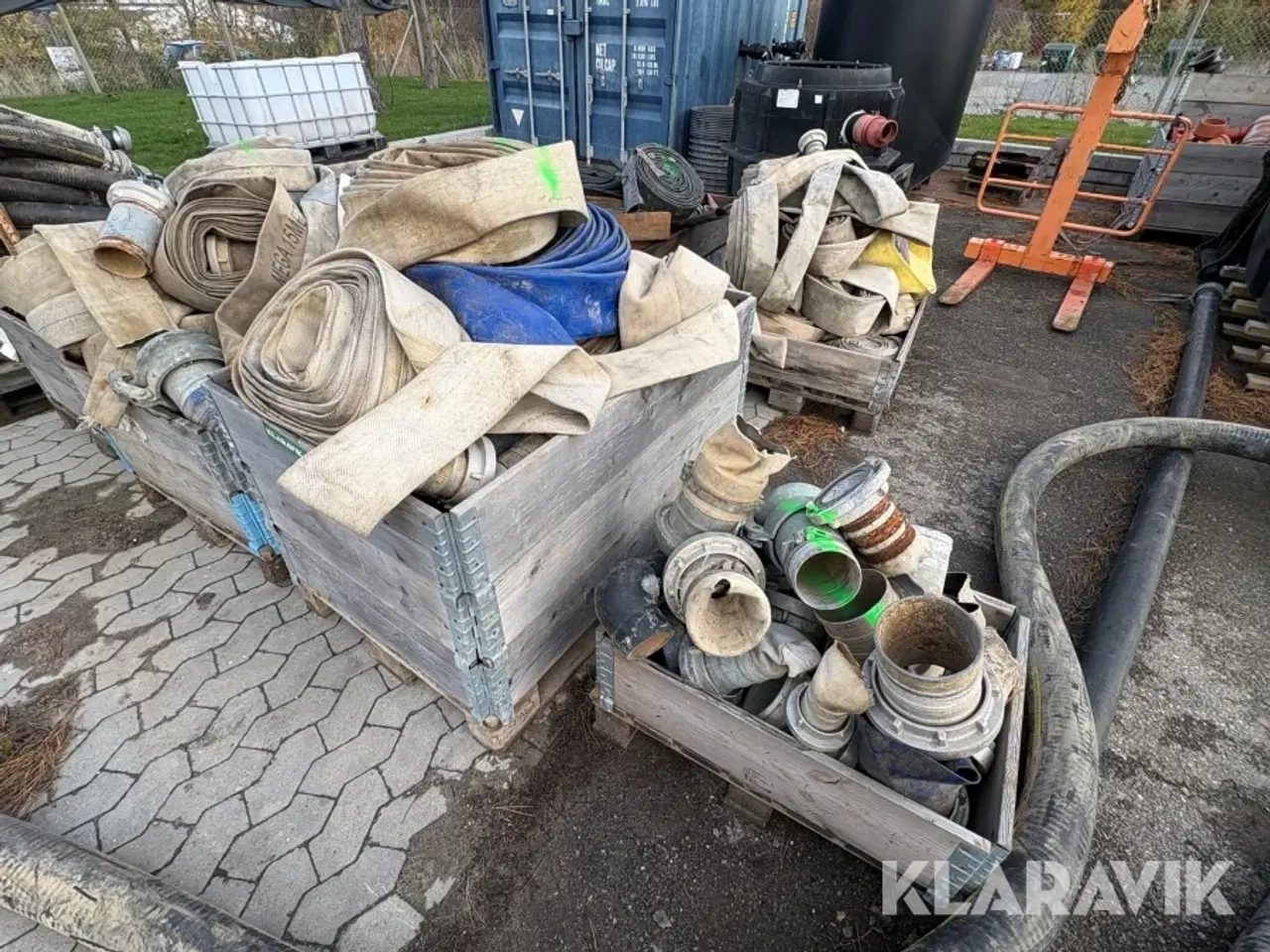 Billede 2 - Assorterede slanger og koblinger - 6,5 paller