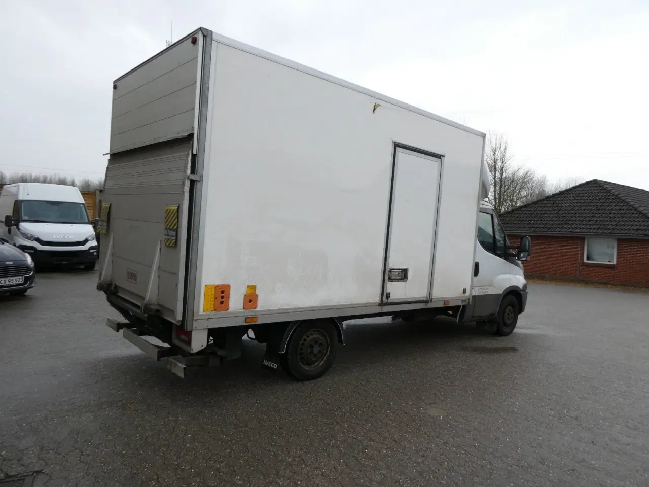 Billede 12 - Iveco Daily 2,3 35S16 Alukasse m/lift AG8