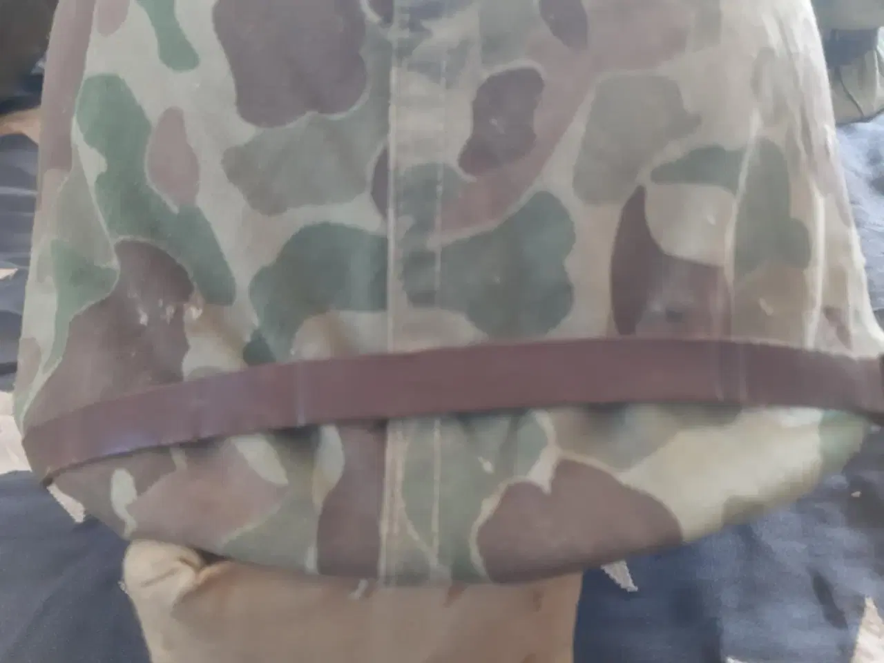 Billede 1 - Lækker USMC frog camo hjelm fra WW2/Korea