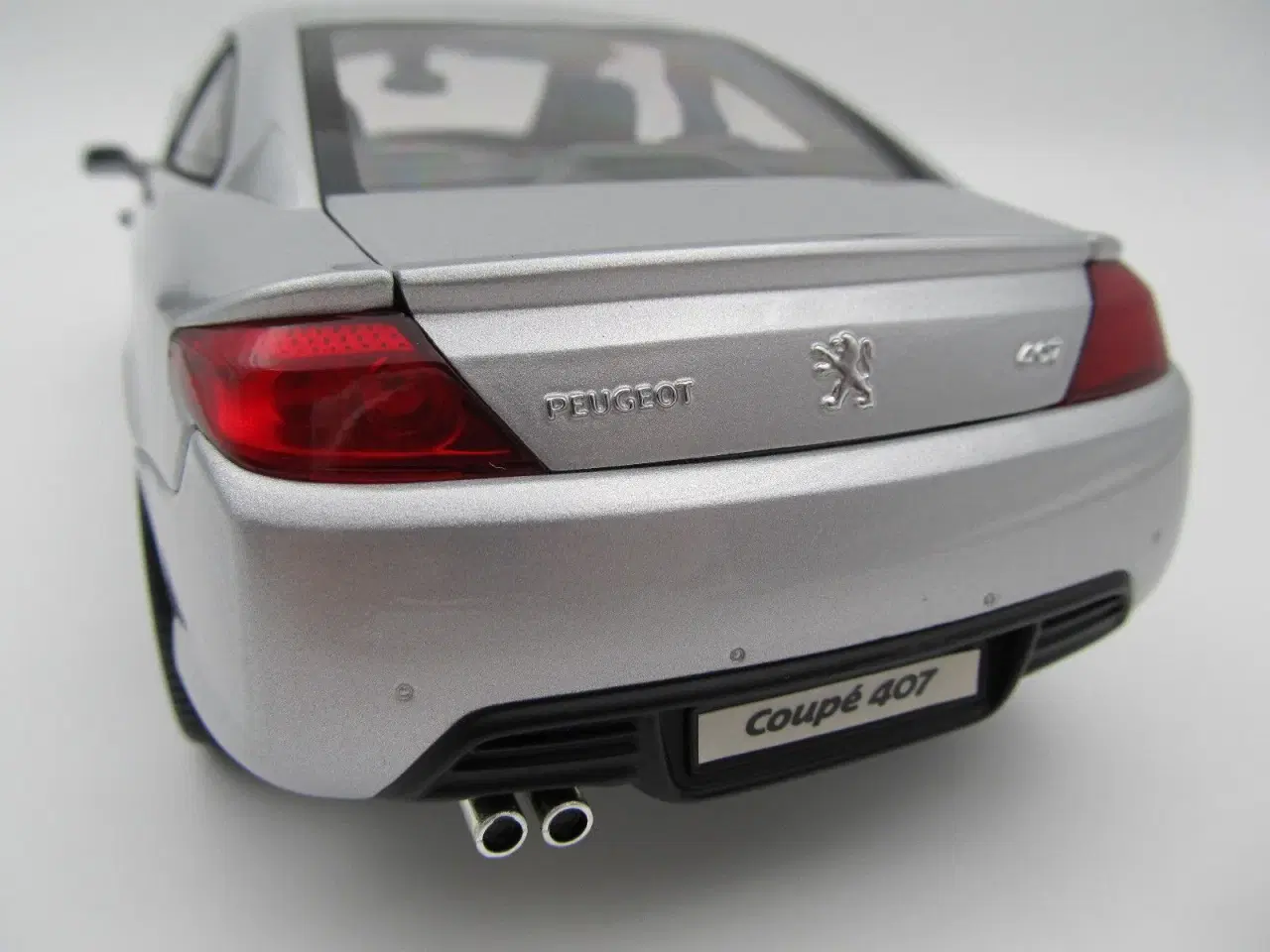 Billede 8 - 2006 Peugeot 407 3,0 V6 Coupe 1:18 