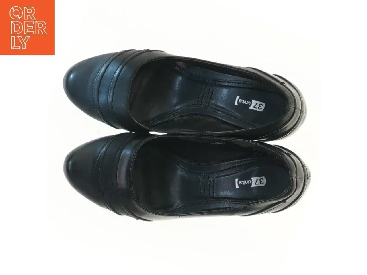 Billede 2 - Sort damesko med hæl fra Units (str. 37 )