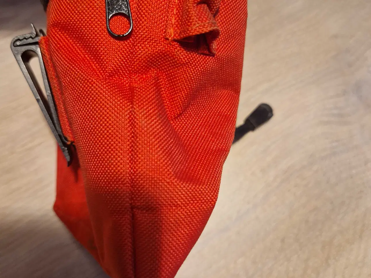 Billede 7 - Godbids taske I rød