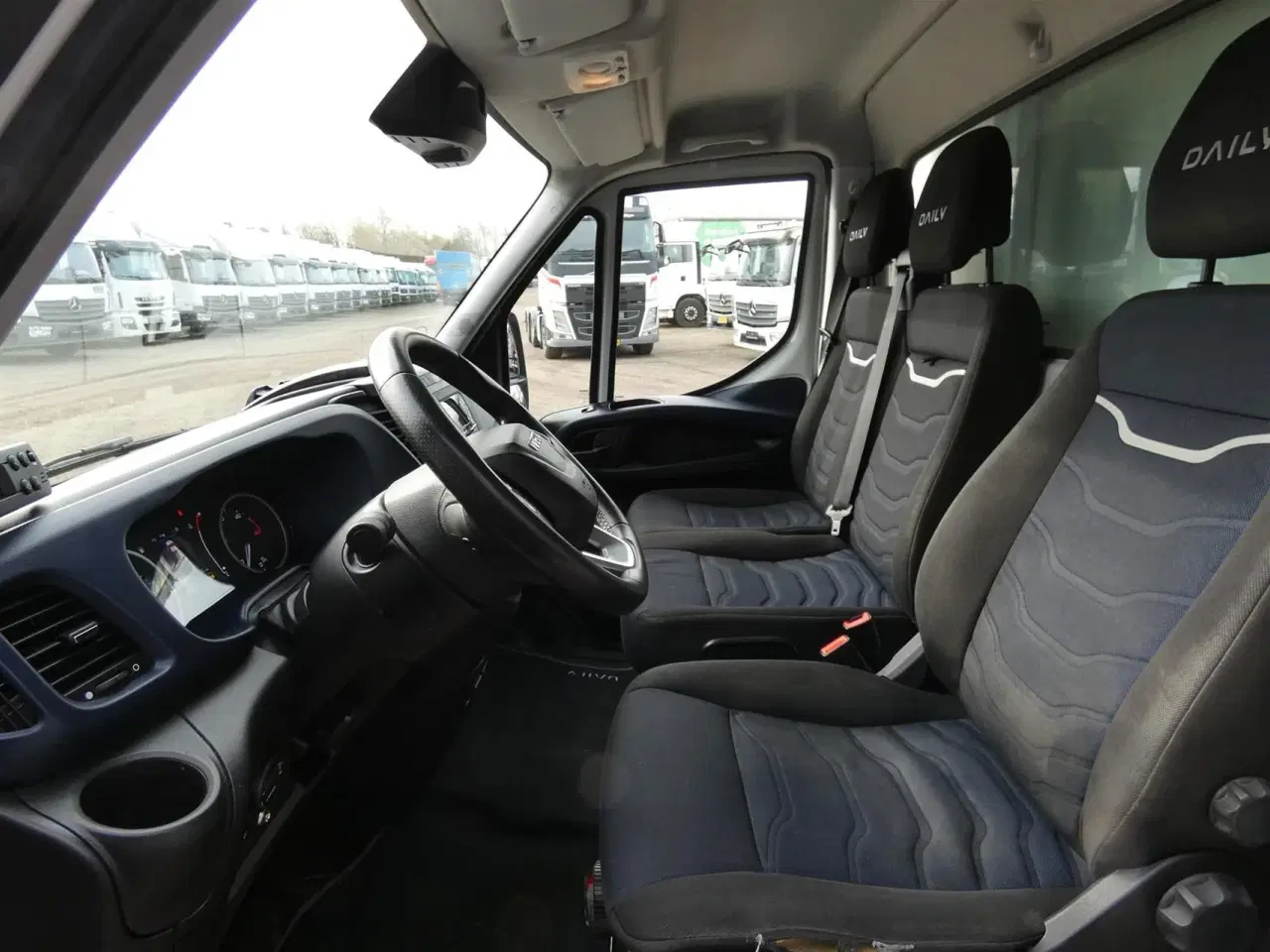 Billede 12 - Iveco Daily 35S18 Køle - Frysebil 3,0 D 180HK Ladv./Chas. Aut.