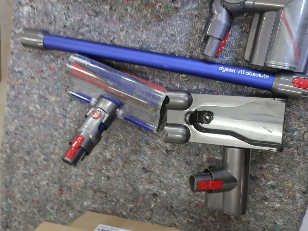Billede 4 - Støvsugersæt DYSON V11