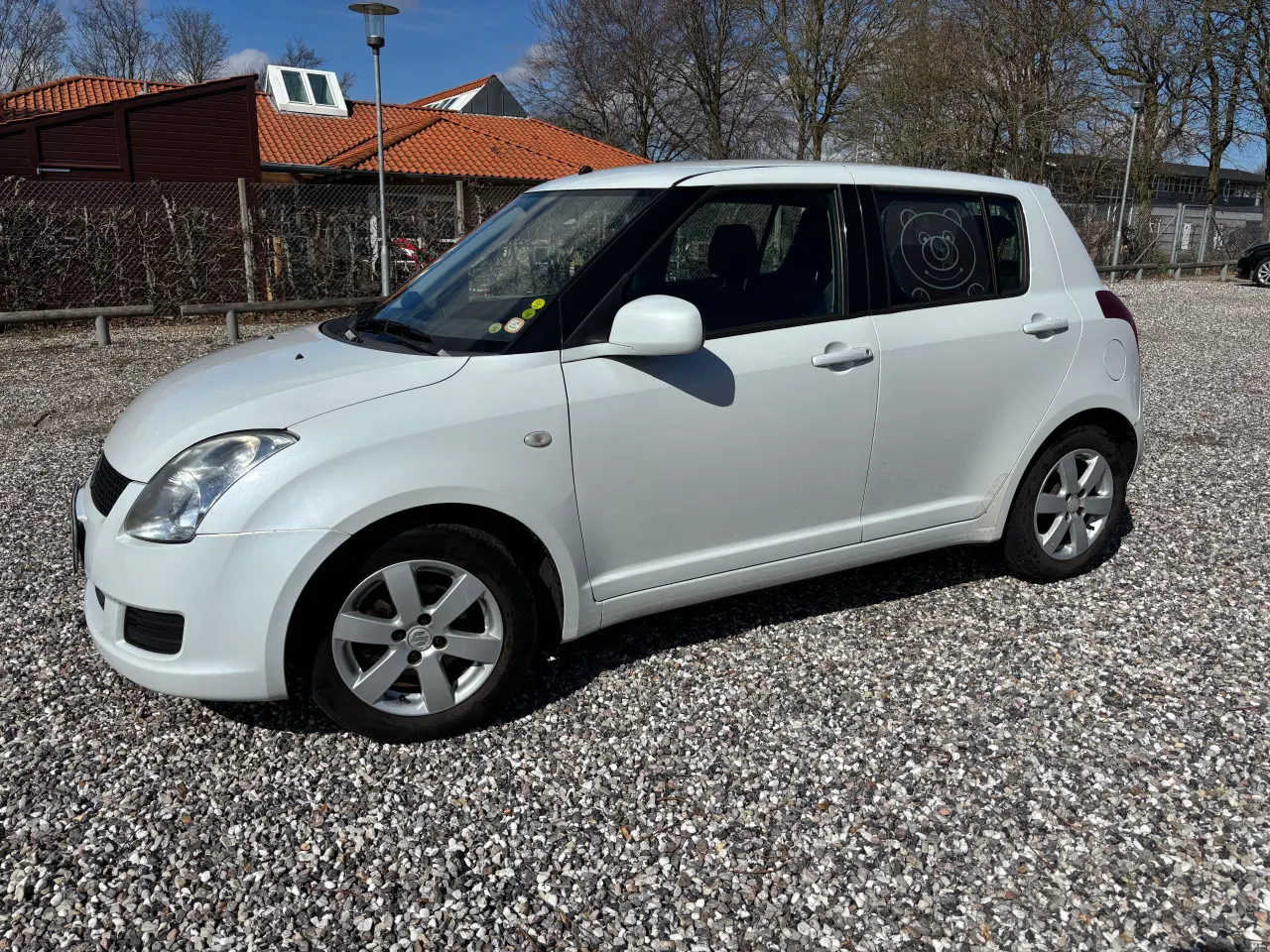 Billede 1 - Suzuki Swift 1,5GL 5 dørs