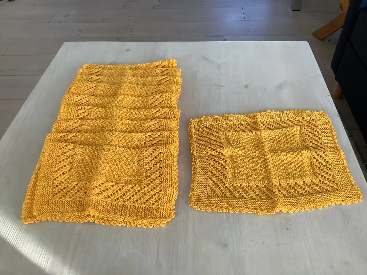 Billede 1 - 10 stk gule strikkede mundservietter 