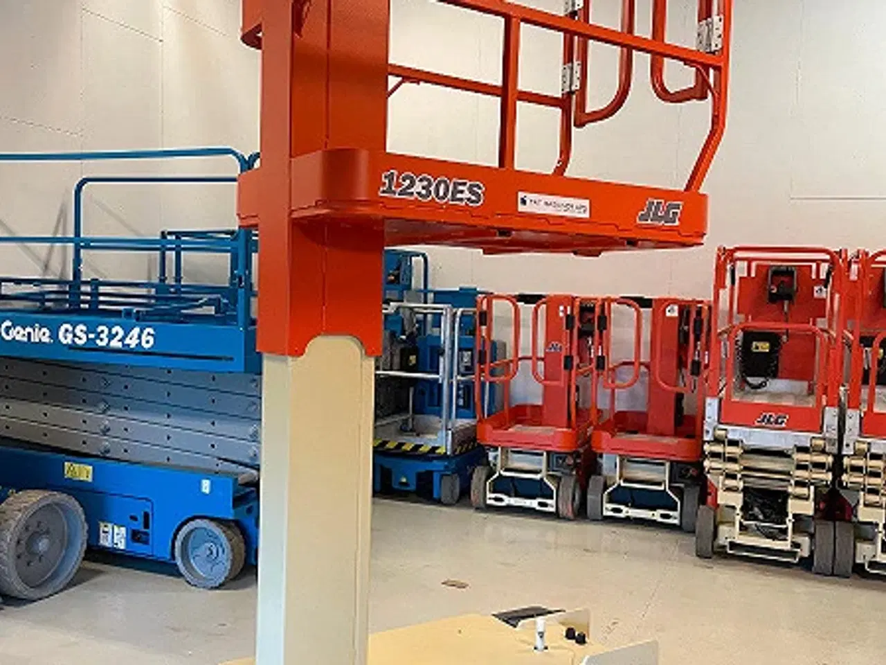 Billede 2 - Mastelift, 5,66m arbejdshøjde - JLG 1230